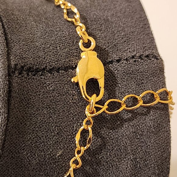 Brand New!! MORANA| Gold toned Soft Glistening Bib Draped Crystal Necklace - Picture 3 of 6